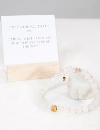 Moonstone Crystal Reminder Bracelet – New Beginnings | Adult