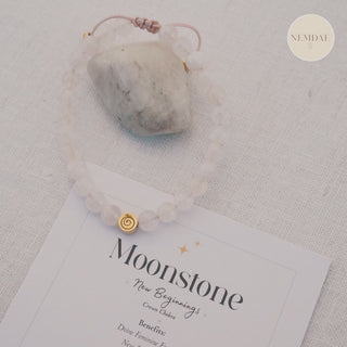 Moonstone Crystal Reminder Bracelet – New Beginnings | Adult